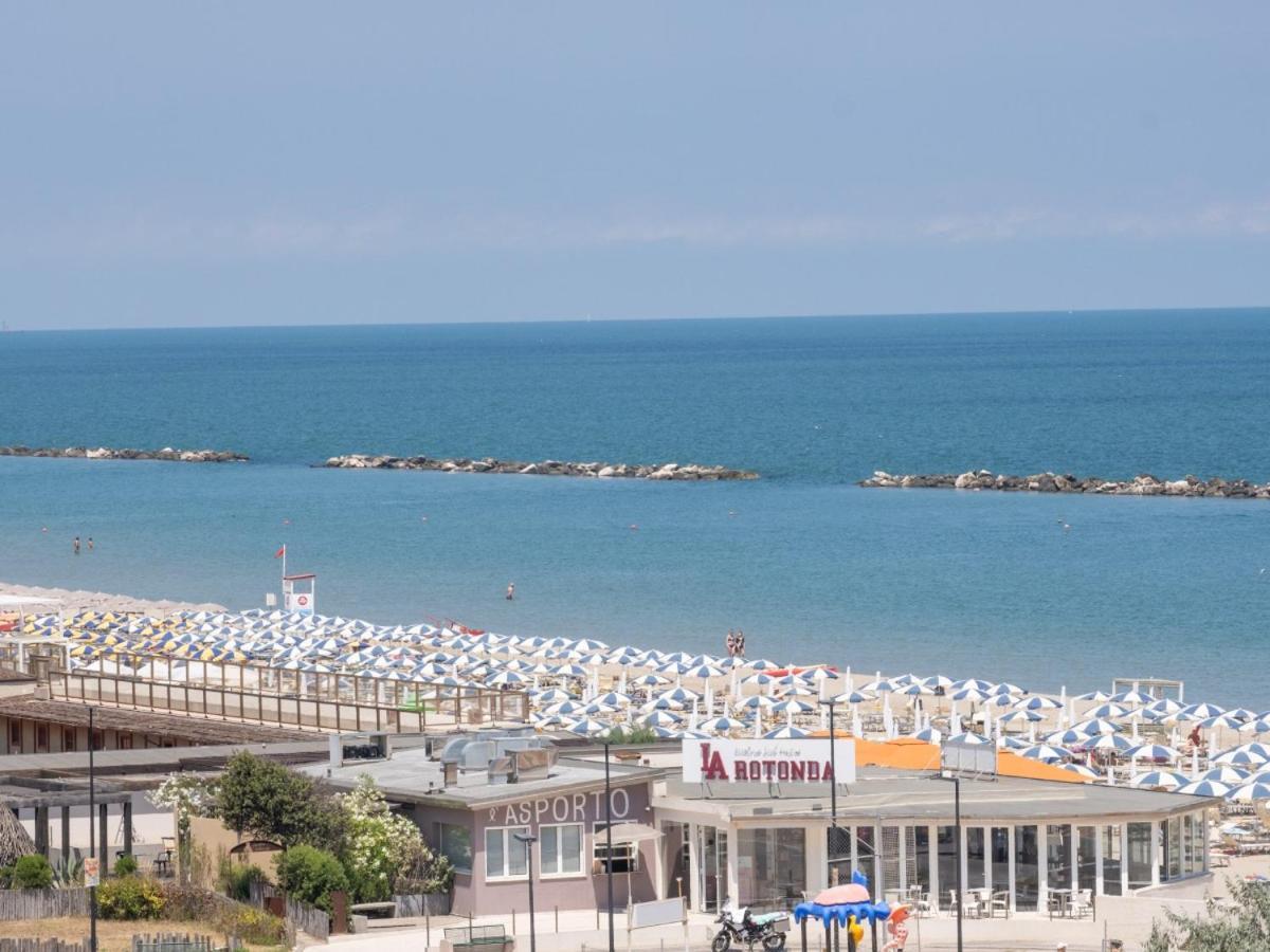 Hotel Marina Beach - Azzurro Club Ravenna Exterior photo