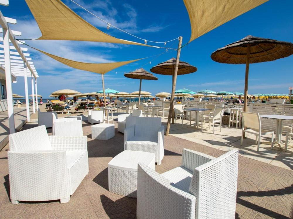 Hotel Marina Beach - Azzurro Club Ravenna Exterior photo